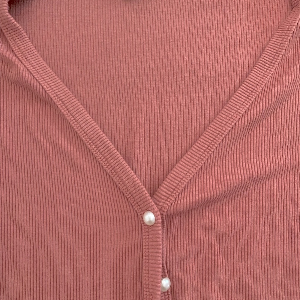 Used Women’s Long Sleeve Button front Crop